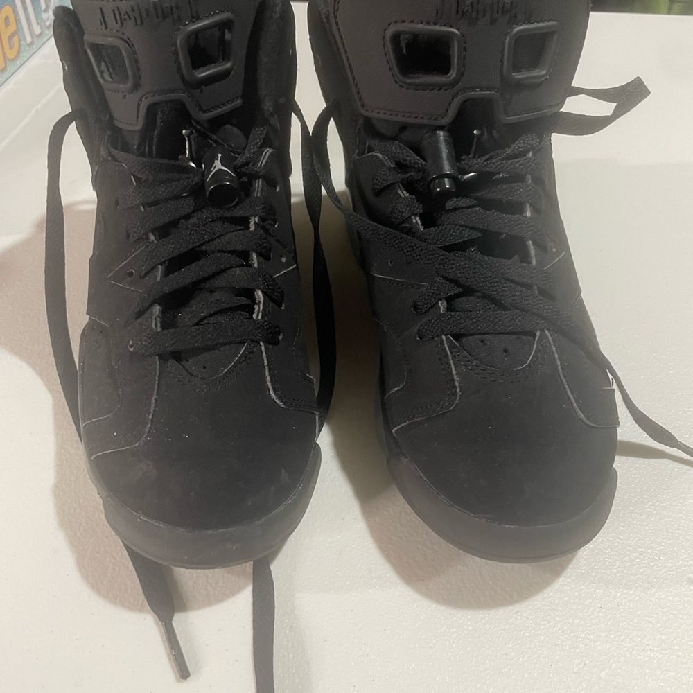 Men's Black High-Top Sneakers